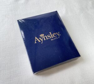 英國Aysnley 骨瓷壺型小碟